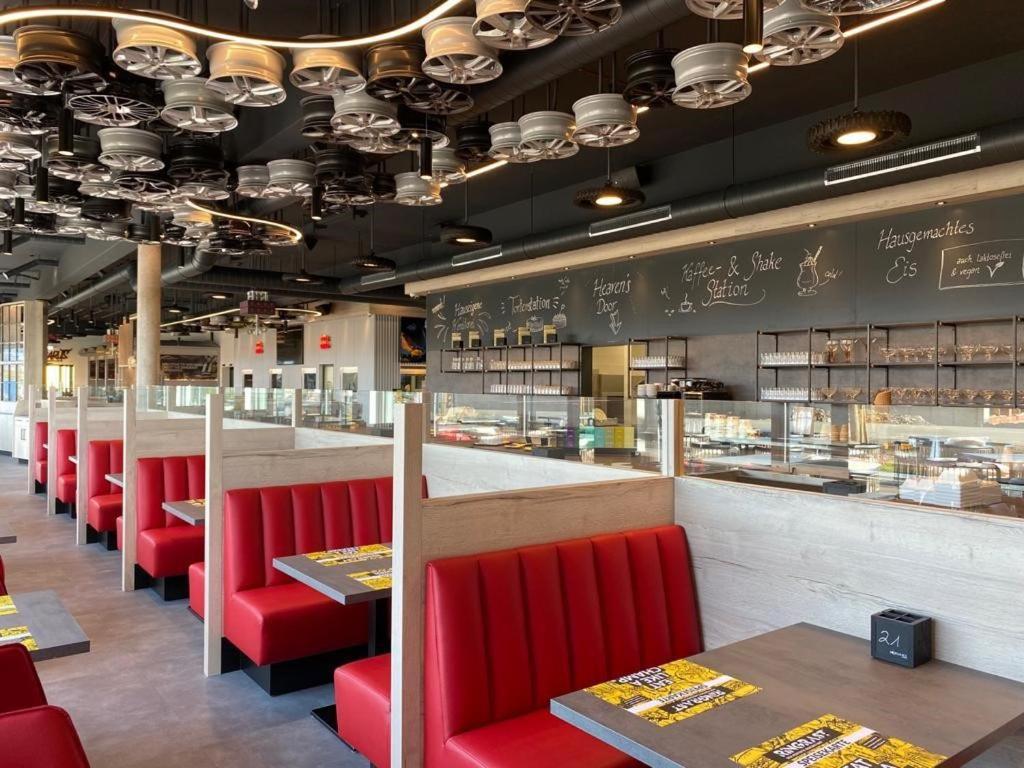 Ringrast Das Erlebnishotel Beim Red Bull Ring Spielberg Bei Knittelfeld Exterior foto