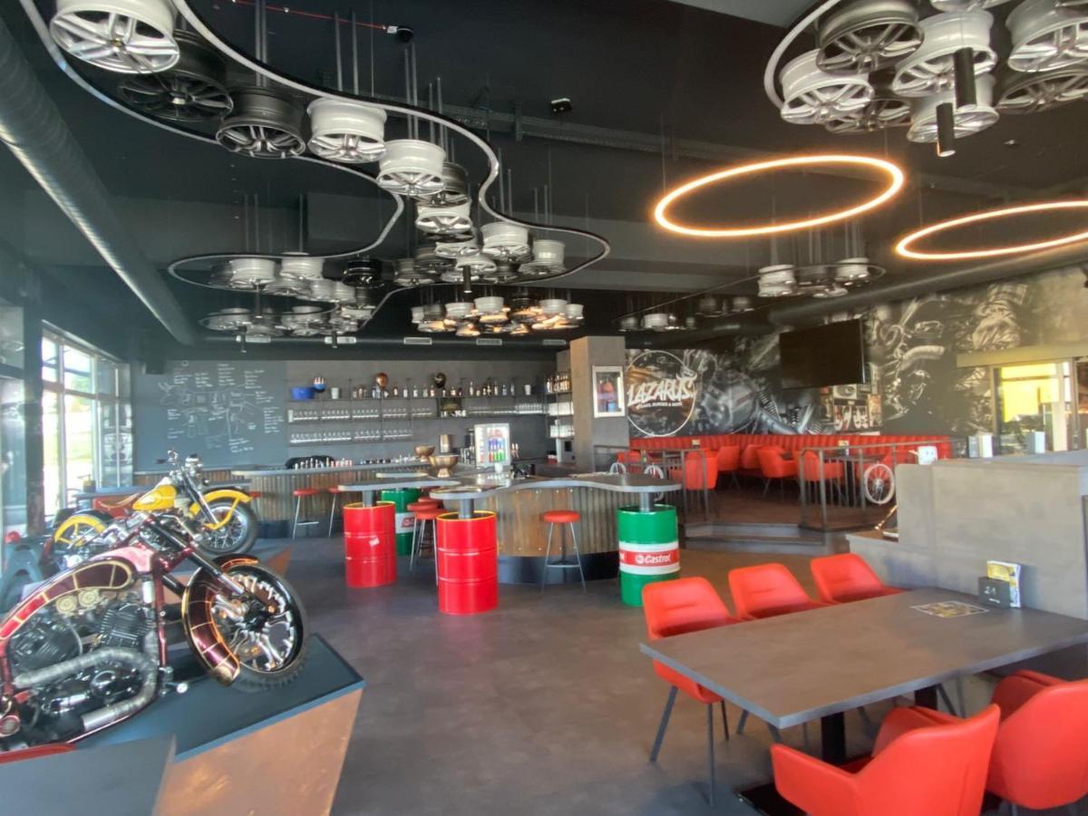 Ringrast Das Erlebnishotel Beim Red Bull Ring Spielberg Bei Knittelfeld Exterior foto